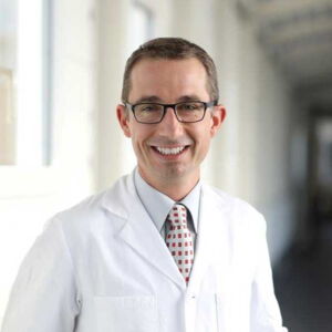 Dr. med. Robert Schorn <br>Leitender Arzt Innere Medizin - Fachbereichsleitung Nephrologie